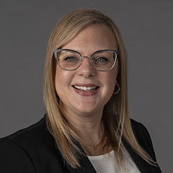 Jennifer Meden headshot